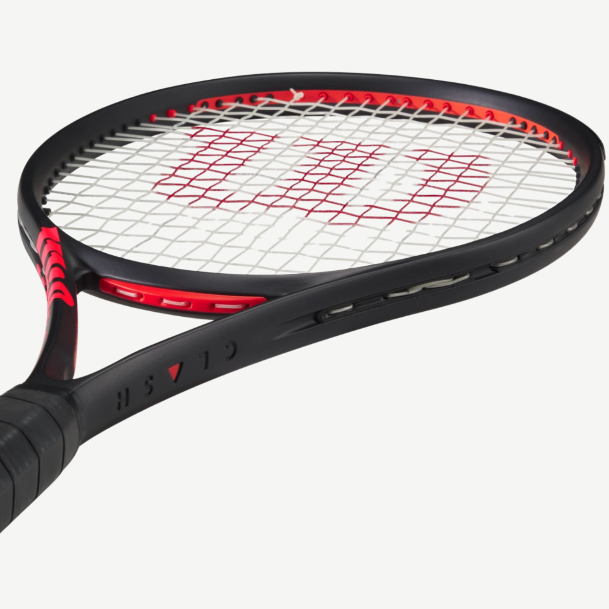Wilson Clash 100 Pro V3 Tennis Racket