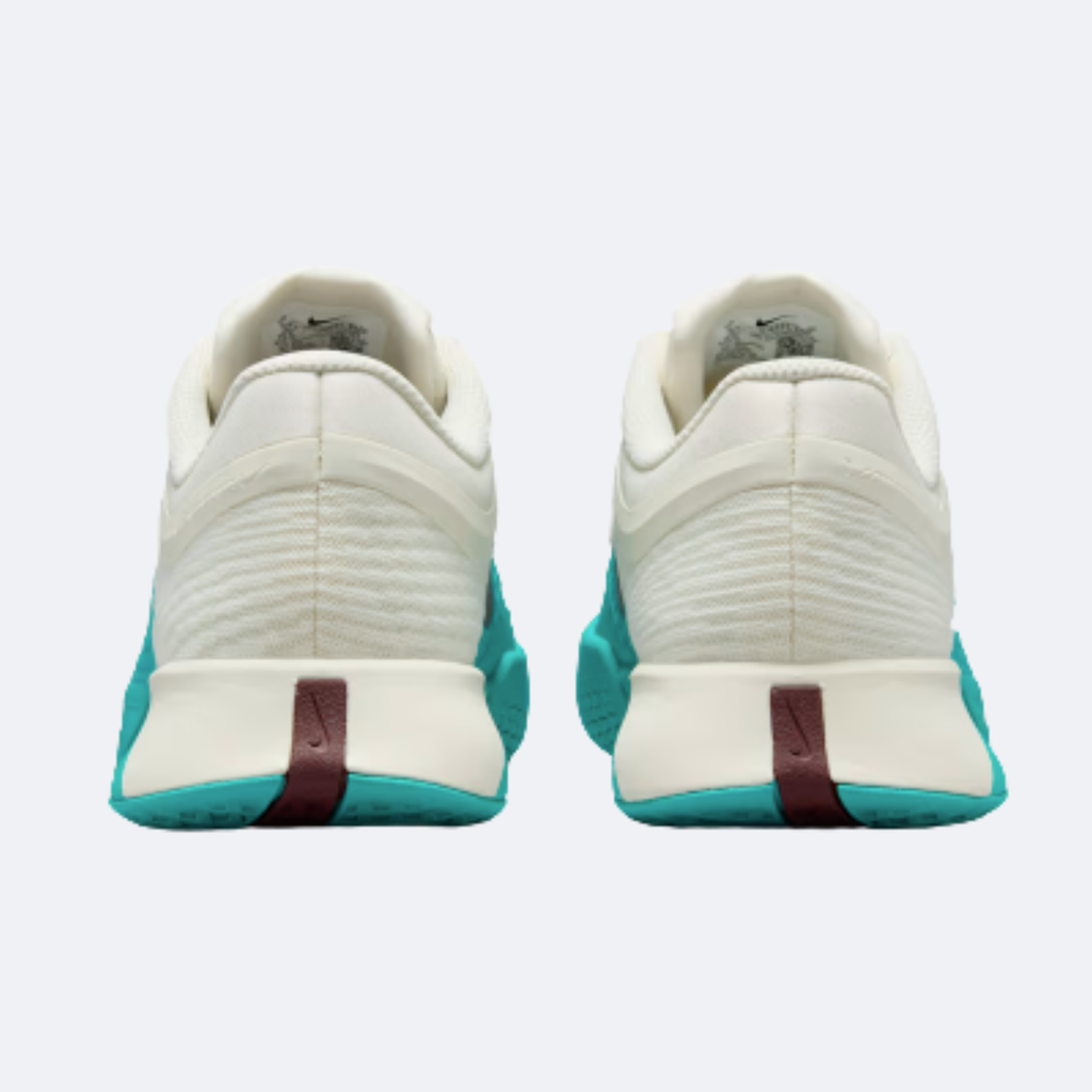 Nike Women’s Zoom Vapor Pro 3 Hard Court Tennis Shoes