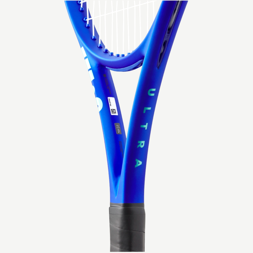 Wilson Ultra 100L V4 Tennis Racket